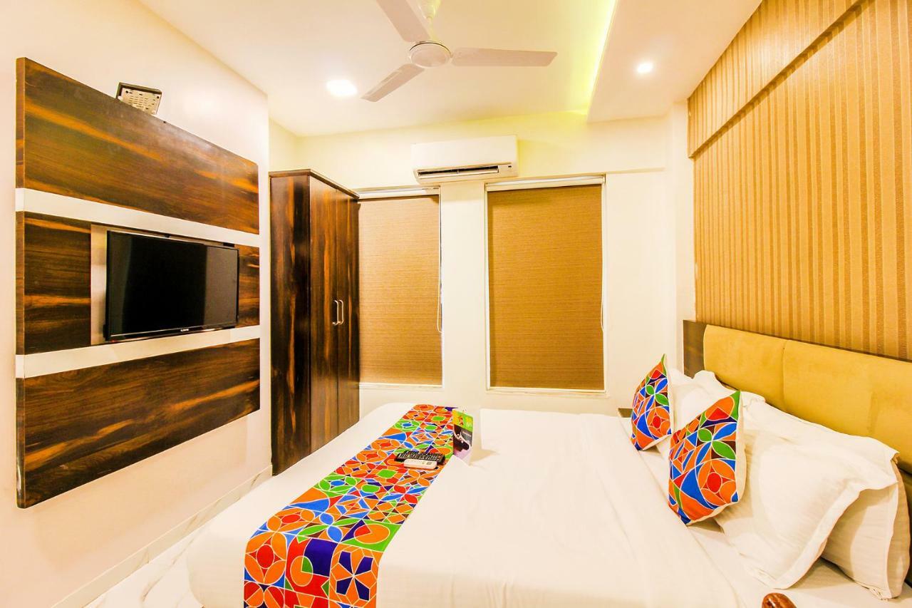 Fabhotel Plus Embassy Park Mumbai Exterior foto