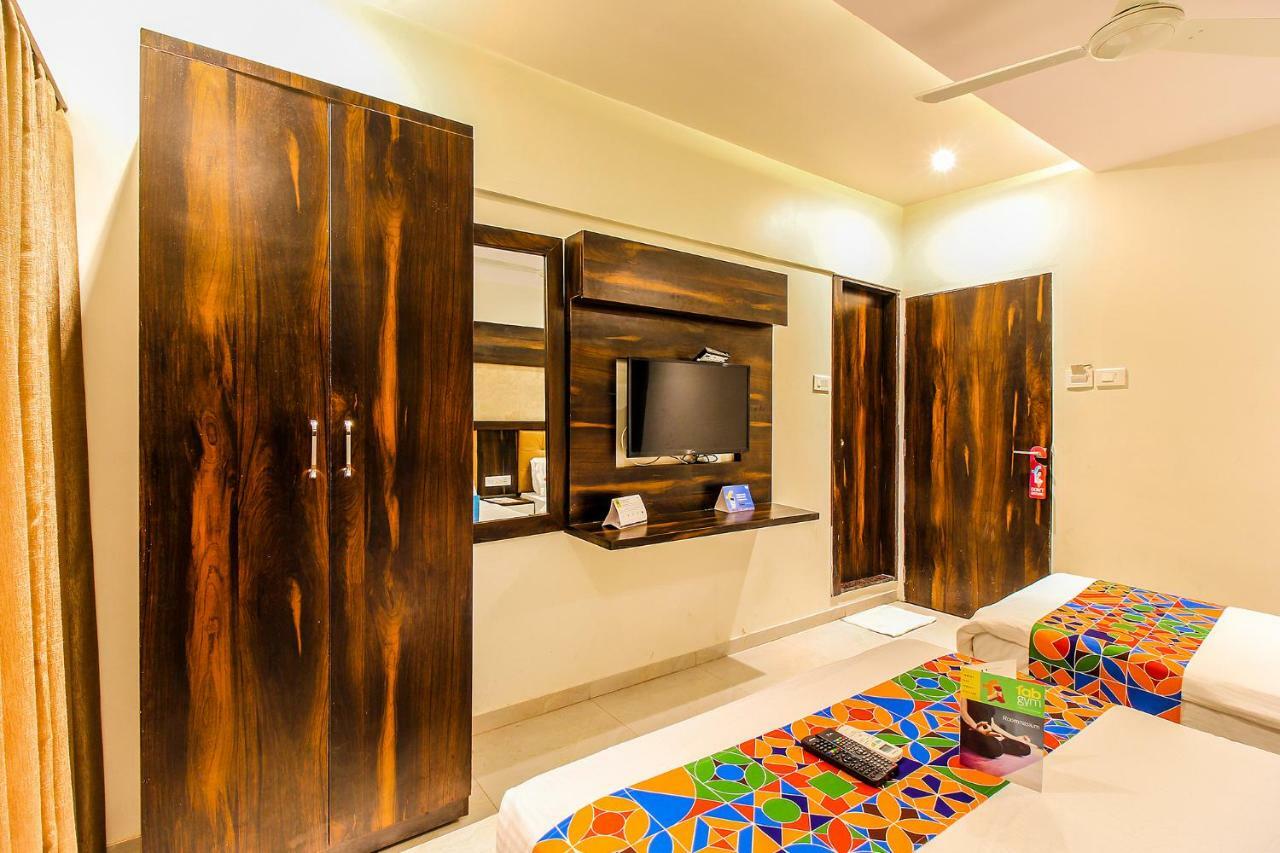 Fabhotel Plus Embassy Park Mumbai Exterior foto