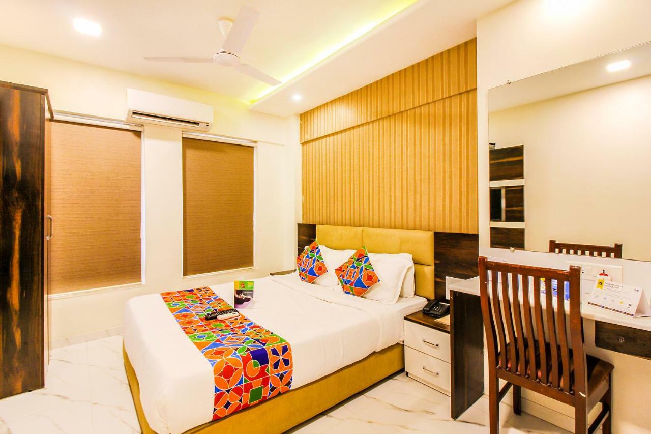 Fabhotel Plus Embassy Park Mumbai Exterior foto