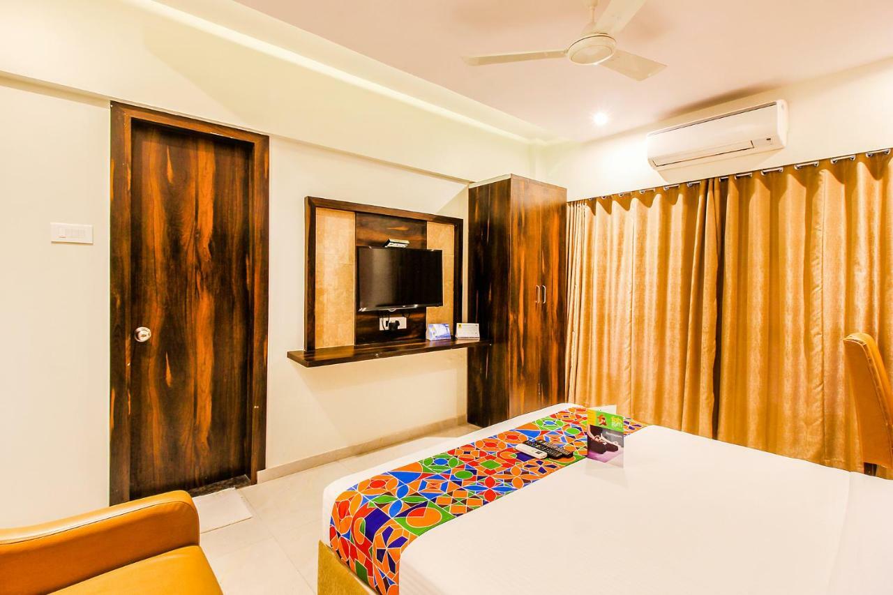 Fabhotel Plus Embassy Park Mumbai Exterior foto